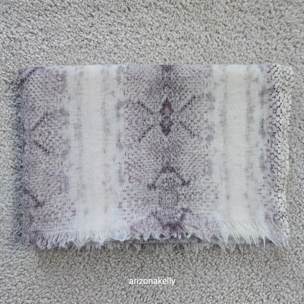 J. Crew 100% Wool Snakeskin Print Scarf Lightweight Wool - Picture 11 of 13